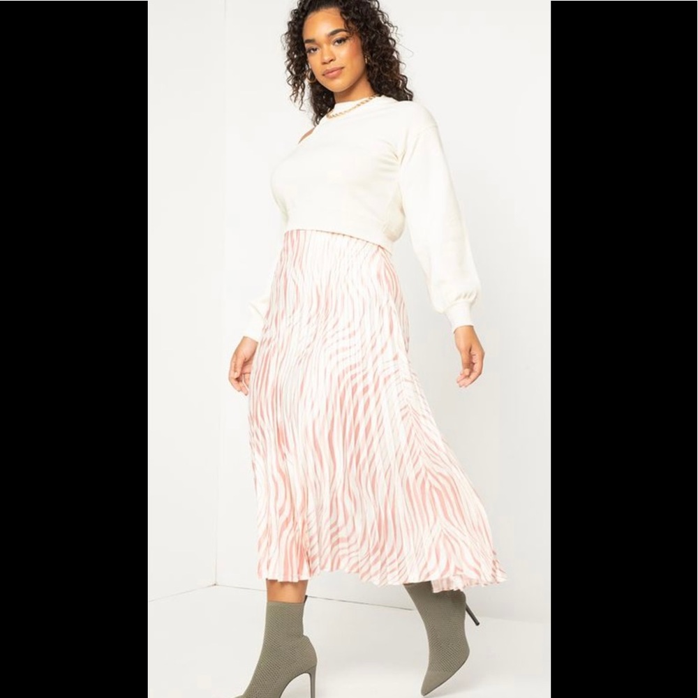🌷Pretty pleated skirt